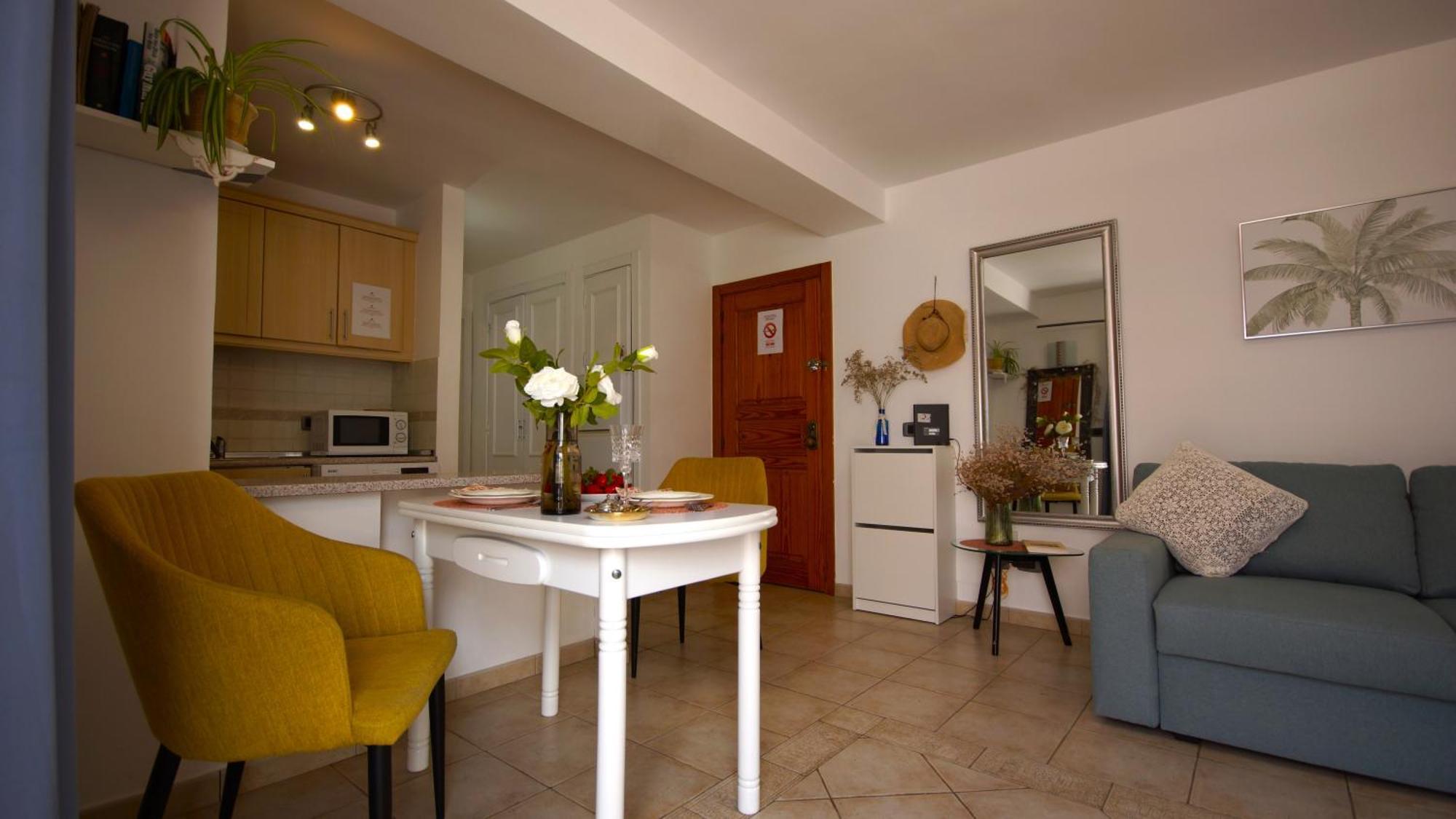 Apartamento Familiar Con Piscina Con Wi Fi En Los Cristianos Los Cristianos  Exterior foto