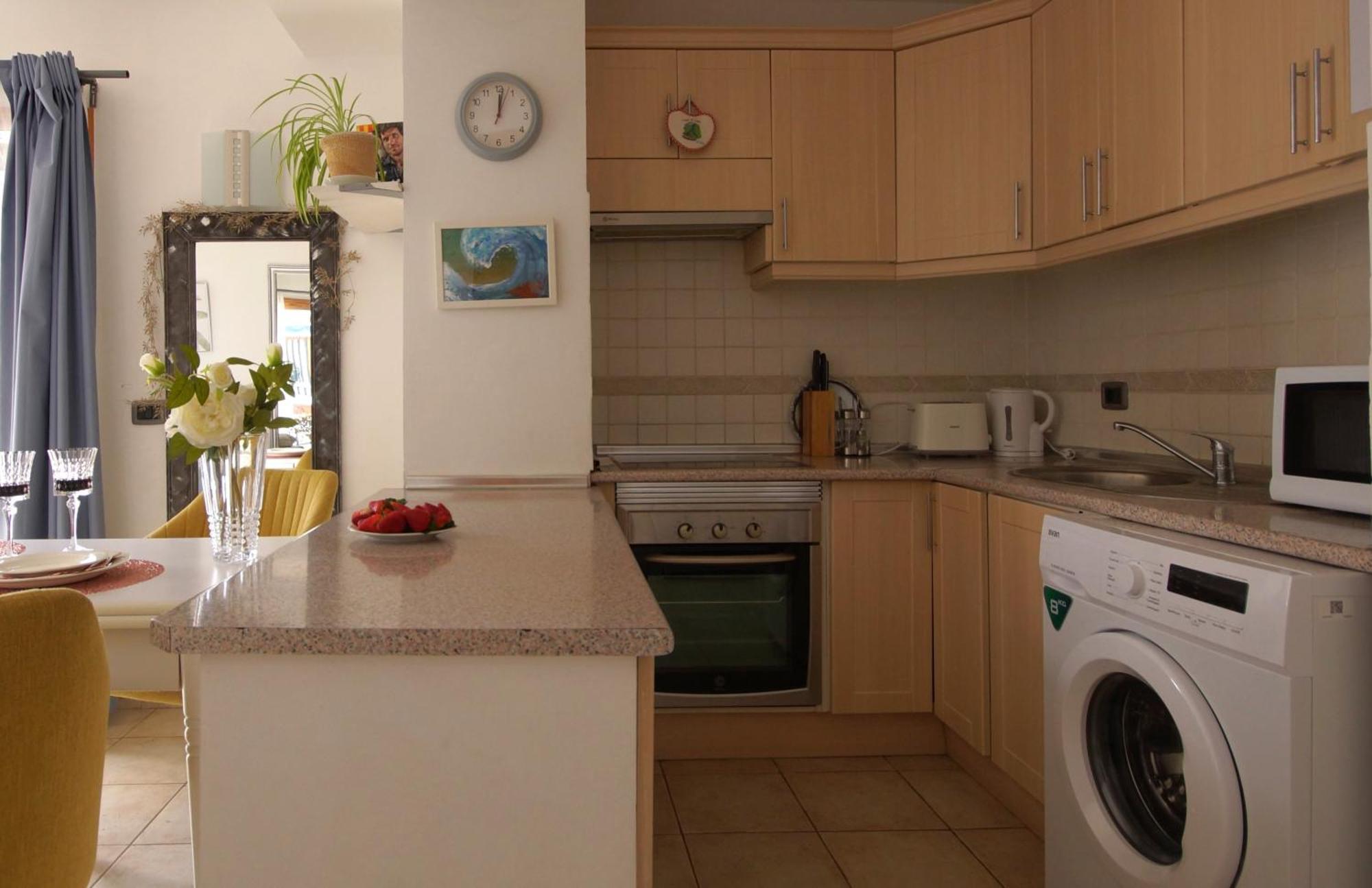 Apartamento Familiar Con Piscina Con Wi Fi En Los Cristianos Los Cristianos  Exterior foto